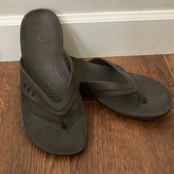 CROCS Sandals - Picture 1 of 2